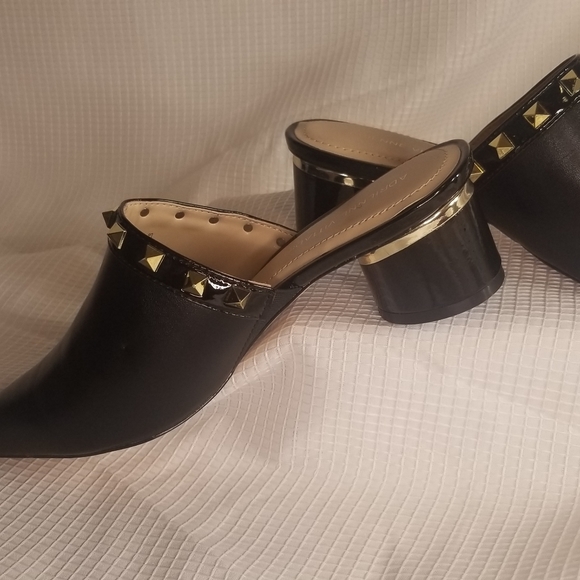 GORGEOUS Adrienne Vittadini Mules - Picture 8 of 13